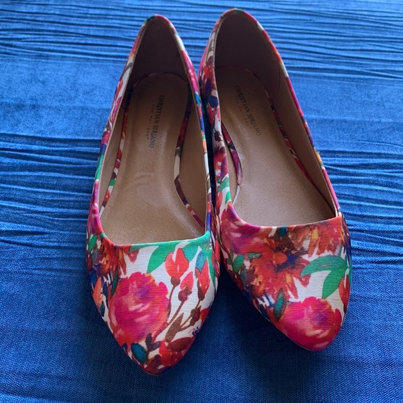 Christian Siriano Shoes - EUC Christian Siriano for Payless Women’s floral flats, size 12
